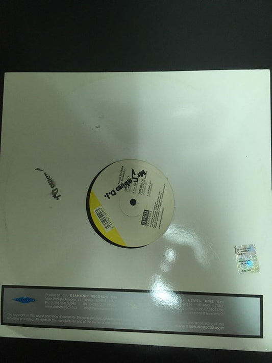 The House Brothers (2) : Free (On The Beach) (12")