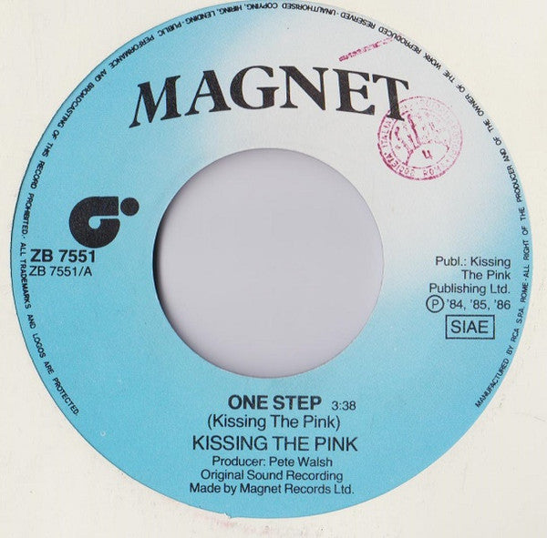 Kissing The Pink : One Step (7")