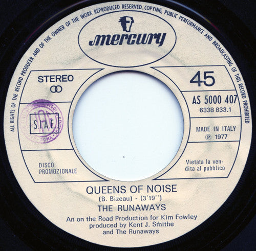 The Runaways : Queens Of Noise (7", Single, Promo)